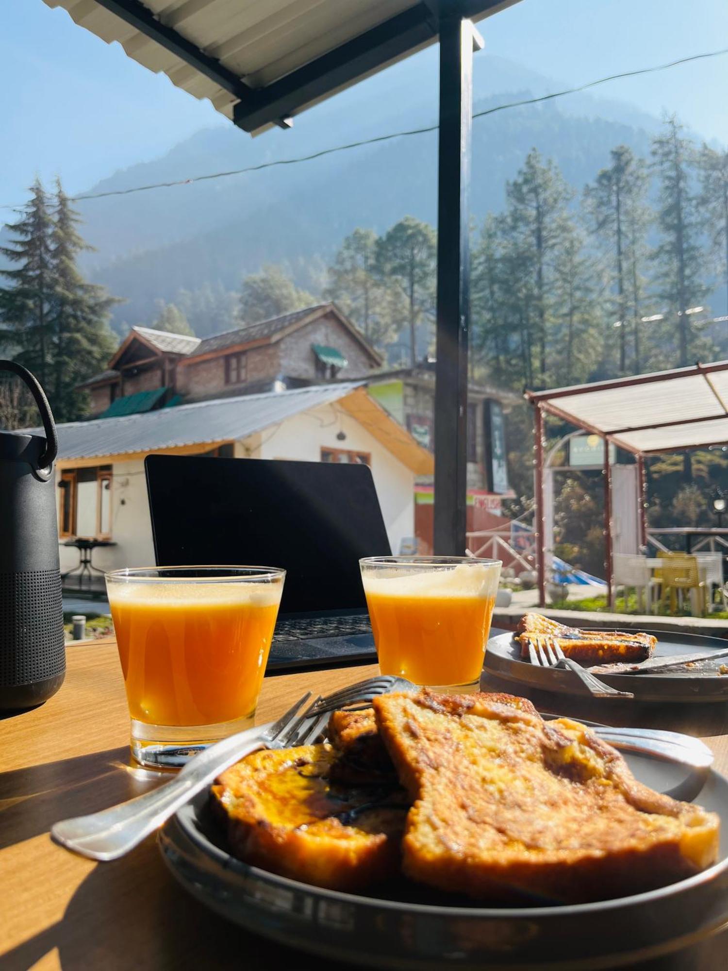 Hotel Adinova Kasol Eksteriør billede