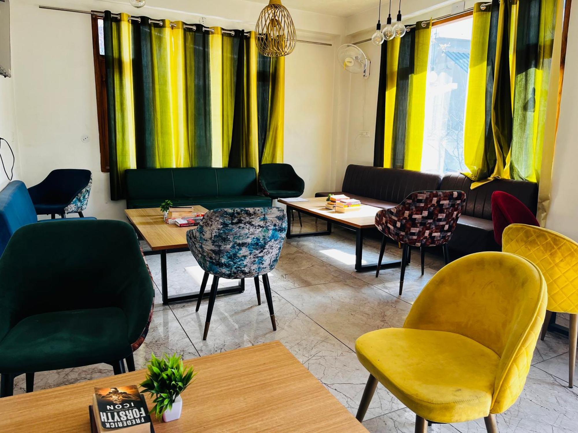 Hotel Adinova Kasol Eksteriør billede