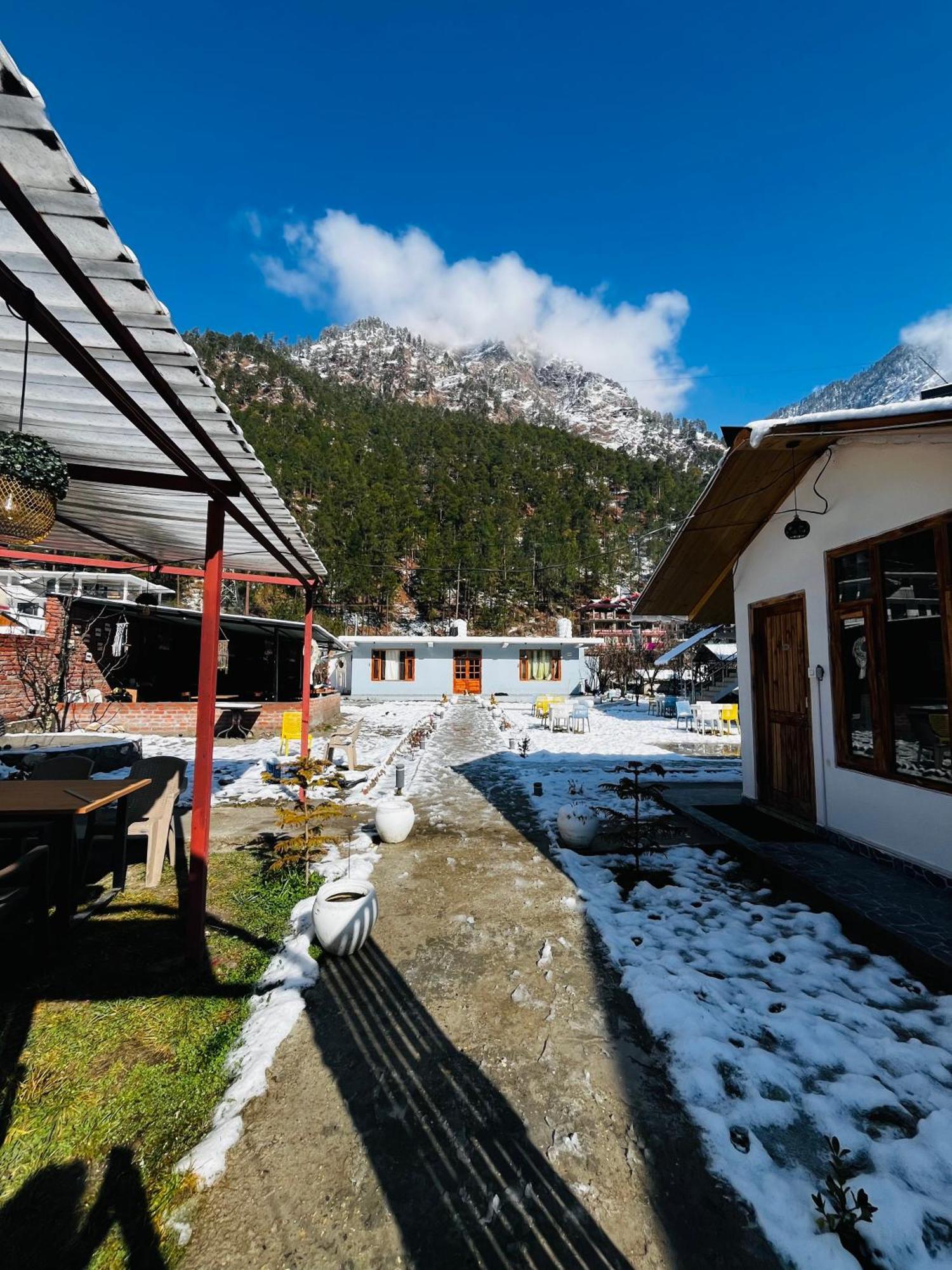 Hotel Adinova Kasol Eksteriør billede