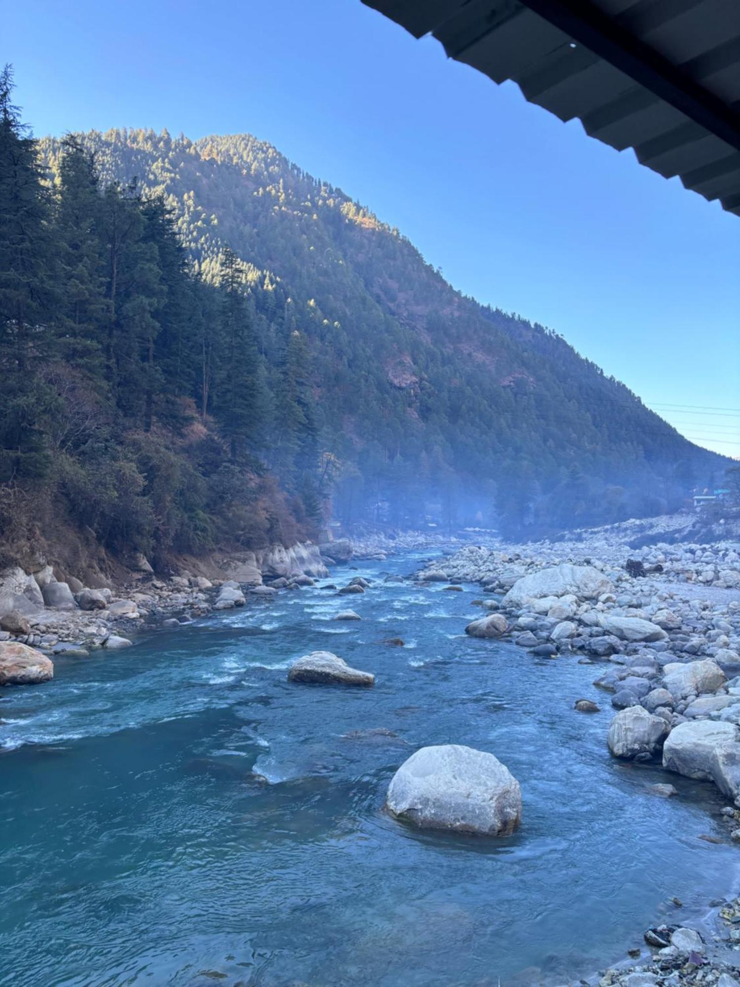 Hotel Adinova Kasol Eksteriør billede