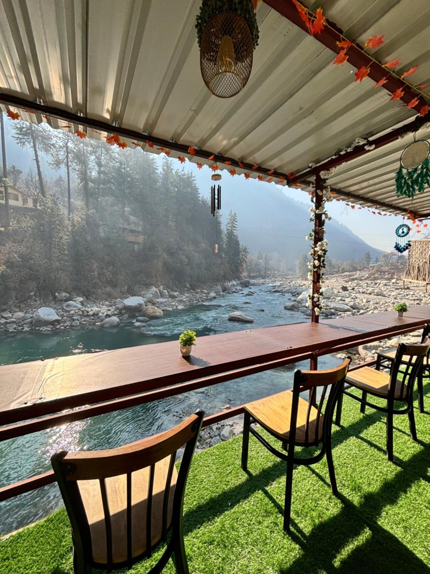 Hotel Adinova Kasol Eksteriør billede
